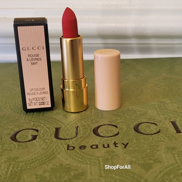 Gucci mini lipsticks - Picture 2 of 6